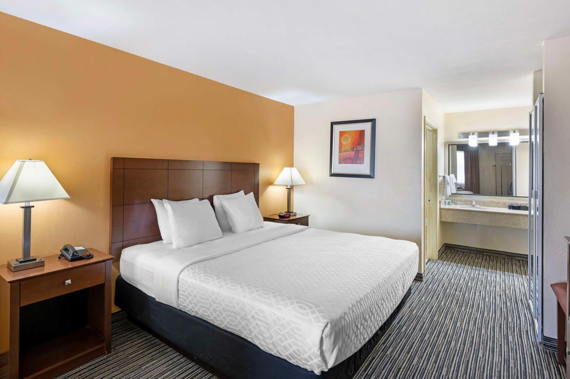 Best Western Snyder Inn Exterior photo